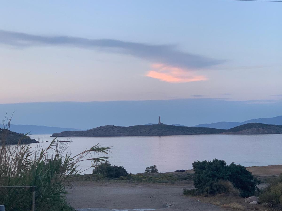 Lalari Beach Suites Vári Dış mekan fotoğraf