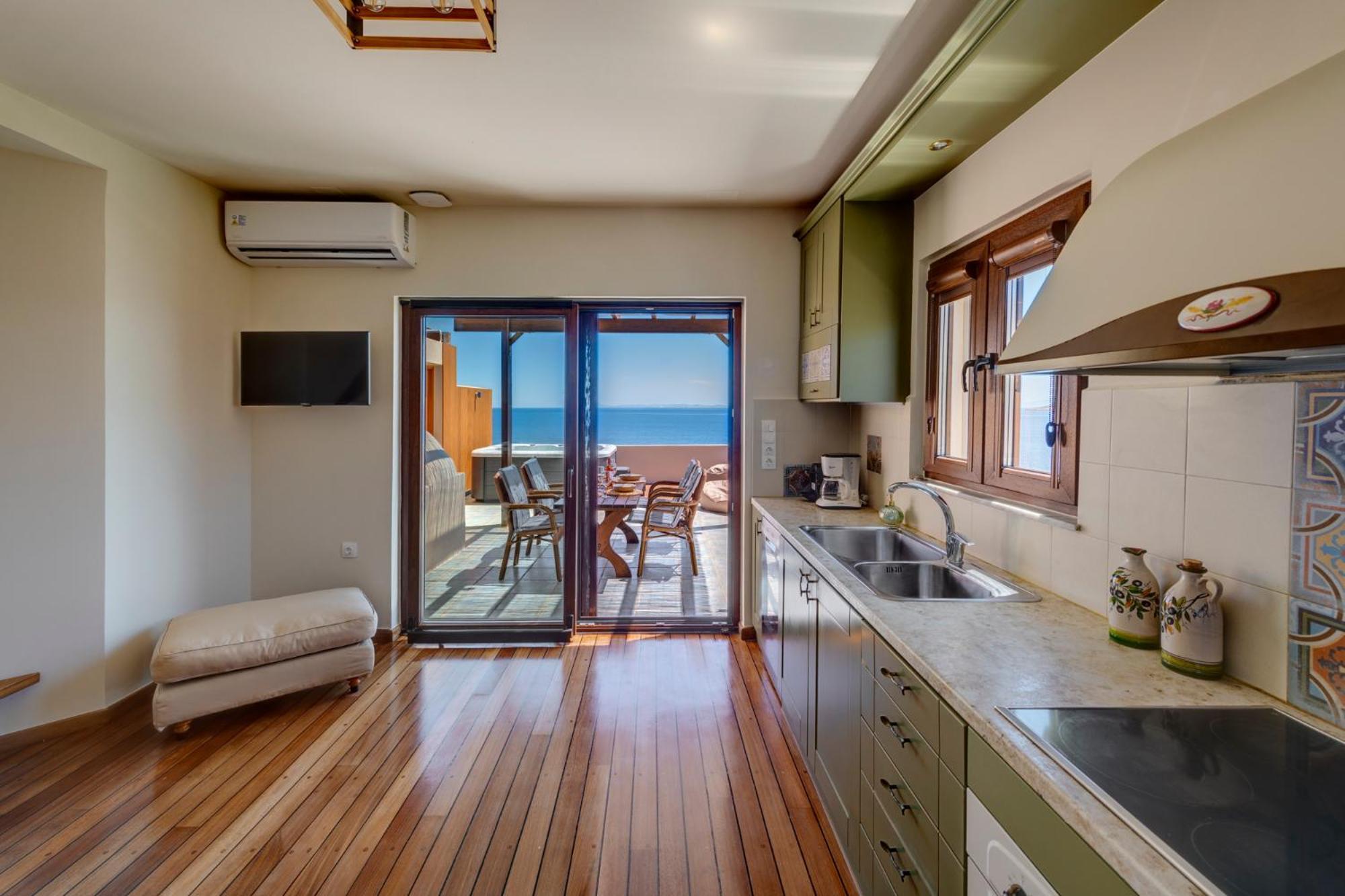 Lalari Beach Suites Vári Dış mekan fotoğraf