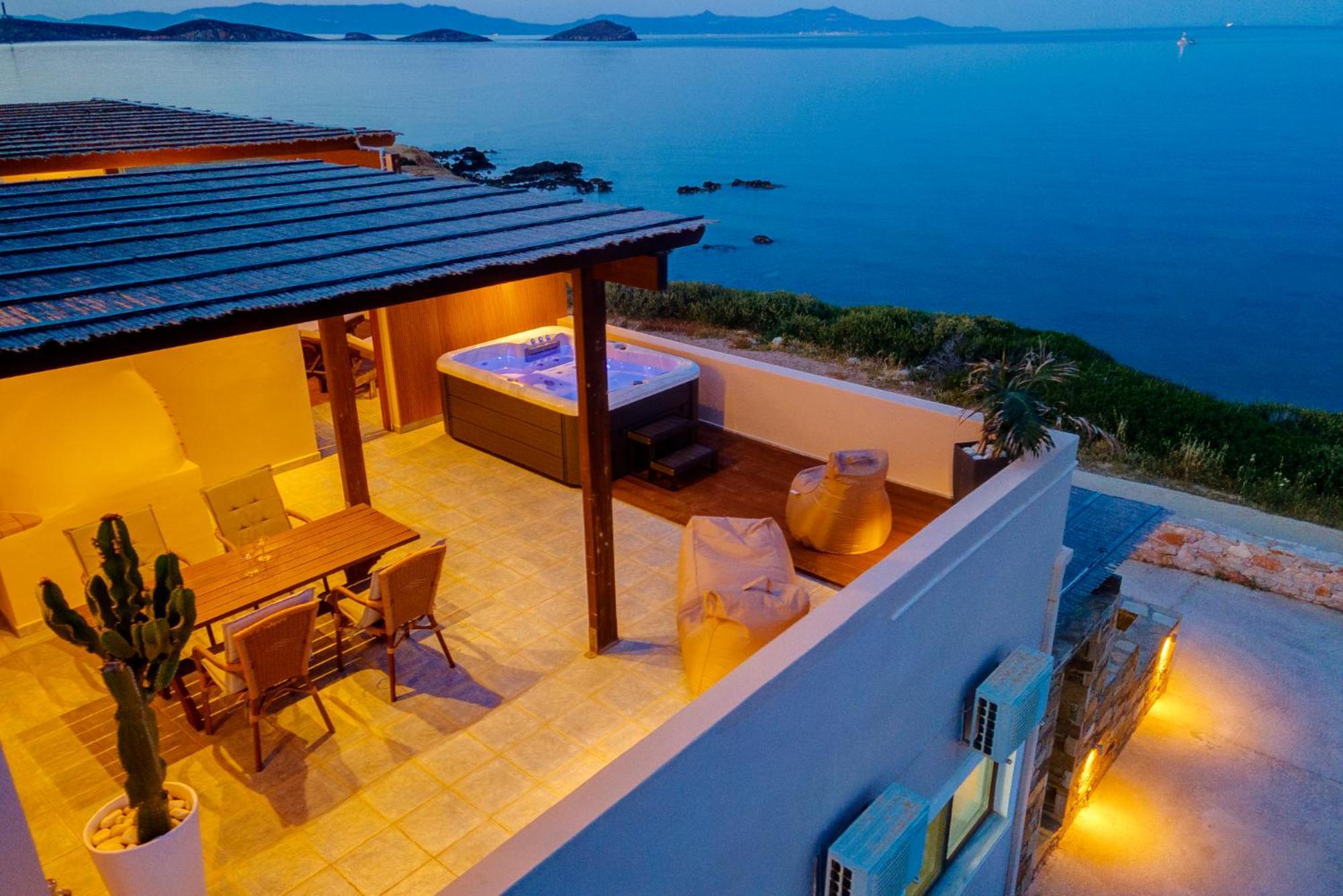Lalari Beach Suites Vári Dış mekan fotoğraf