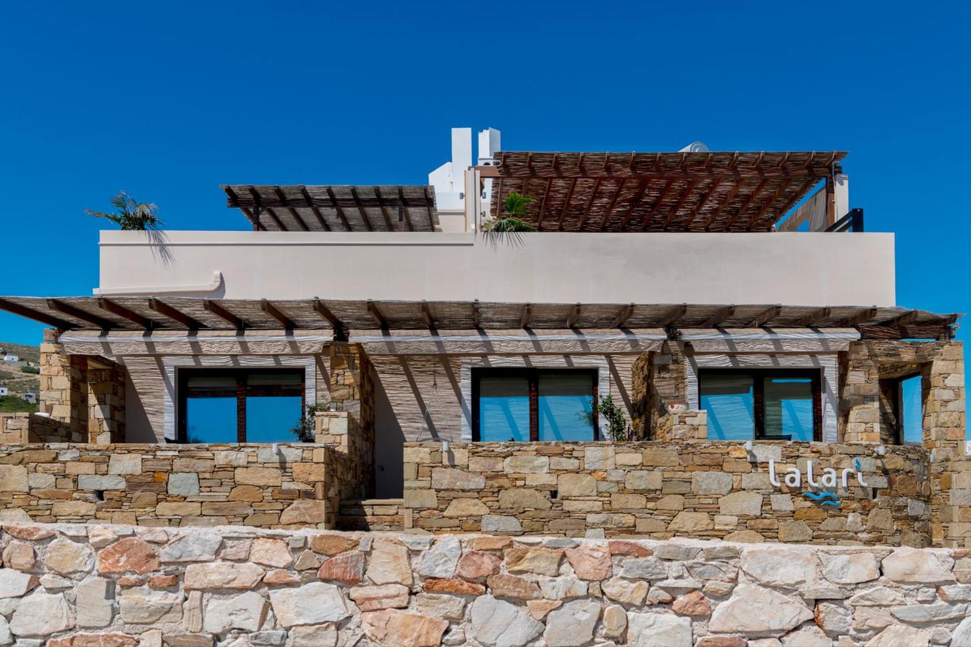 Lalari Beach Suites Vári Dış mekan fotoğraf