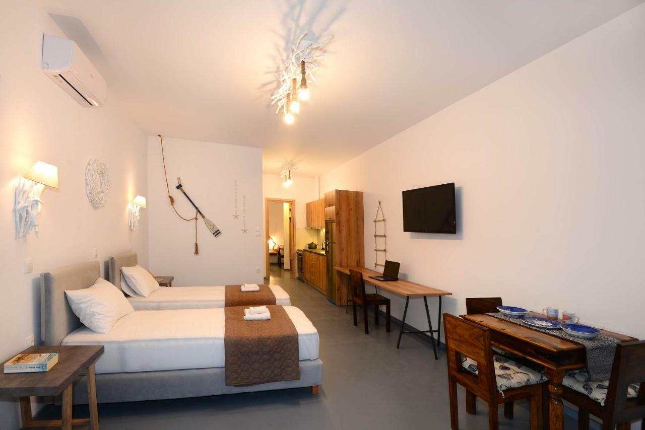 Lalari Beach Suites Vári Dış mekan fotoğraf