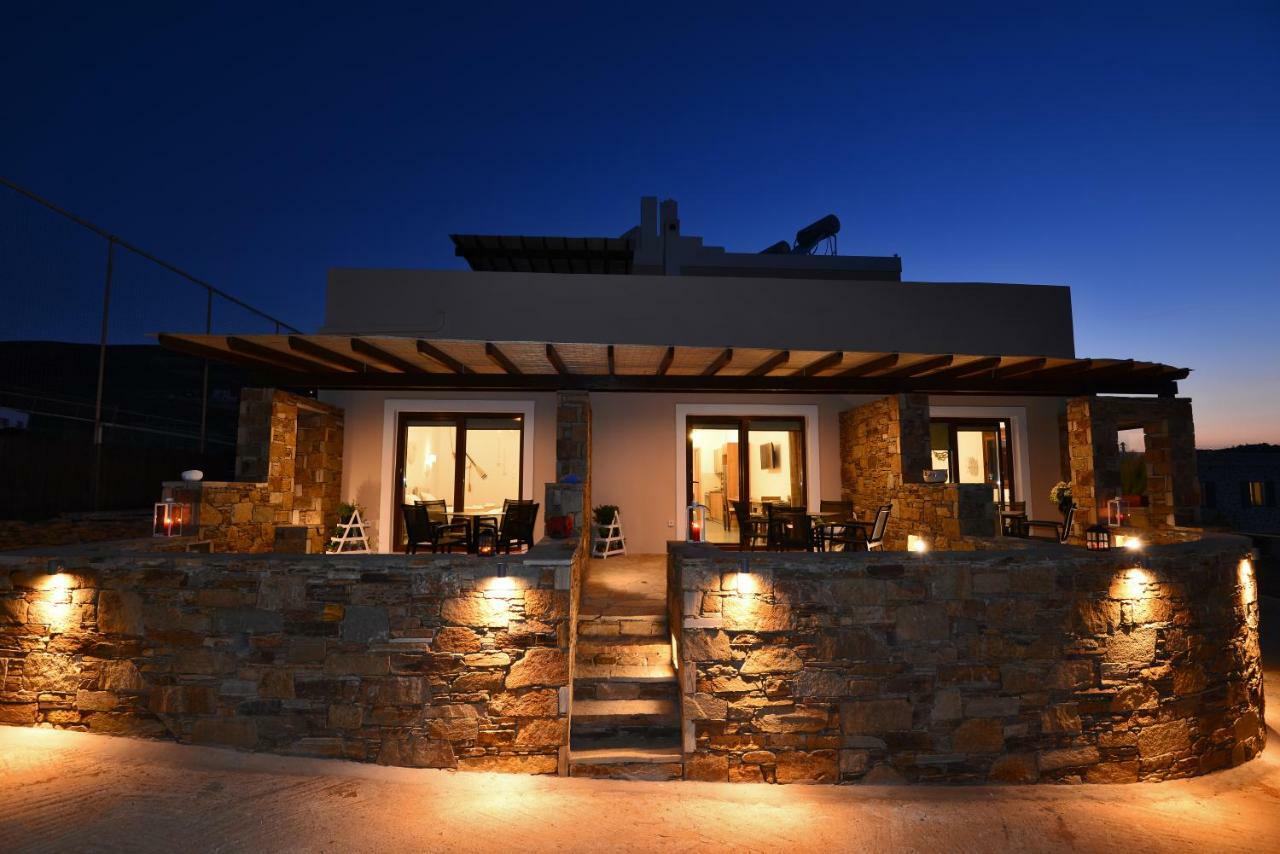 Lalari Beach Suites Vári Dış mekan fotoğraf