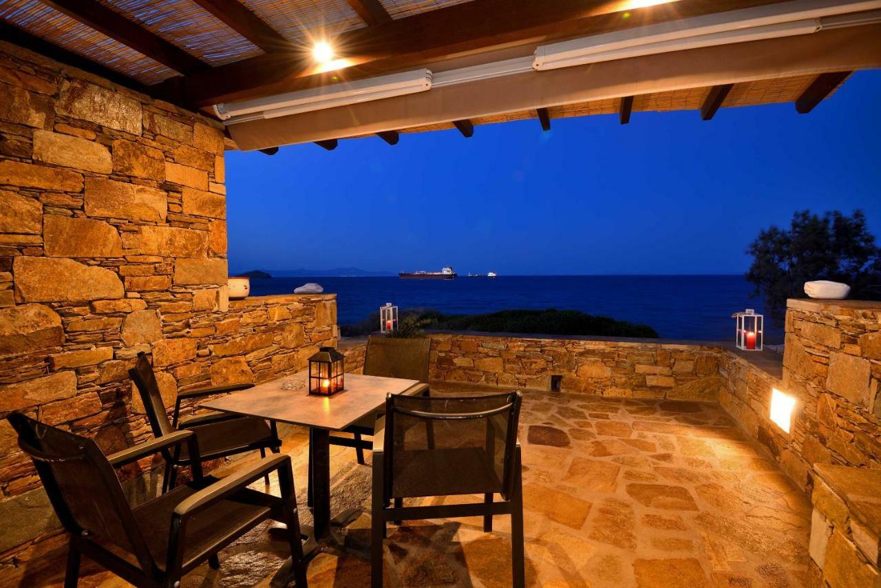 Lalari Beach Suites Vári Dış mekan fotoğraf